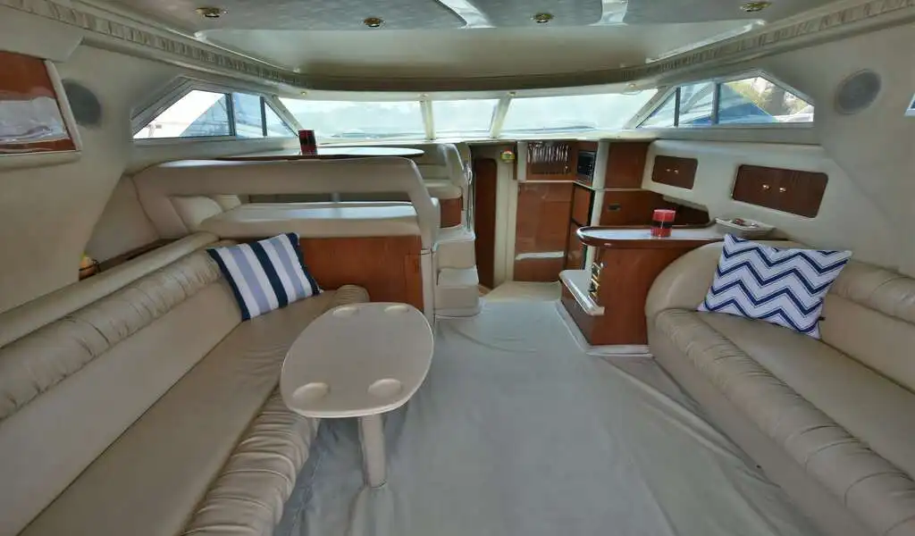 TU NAVY 1-YACHT